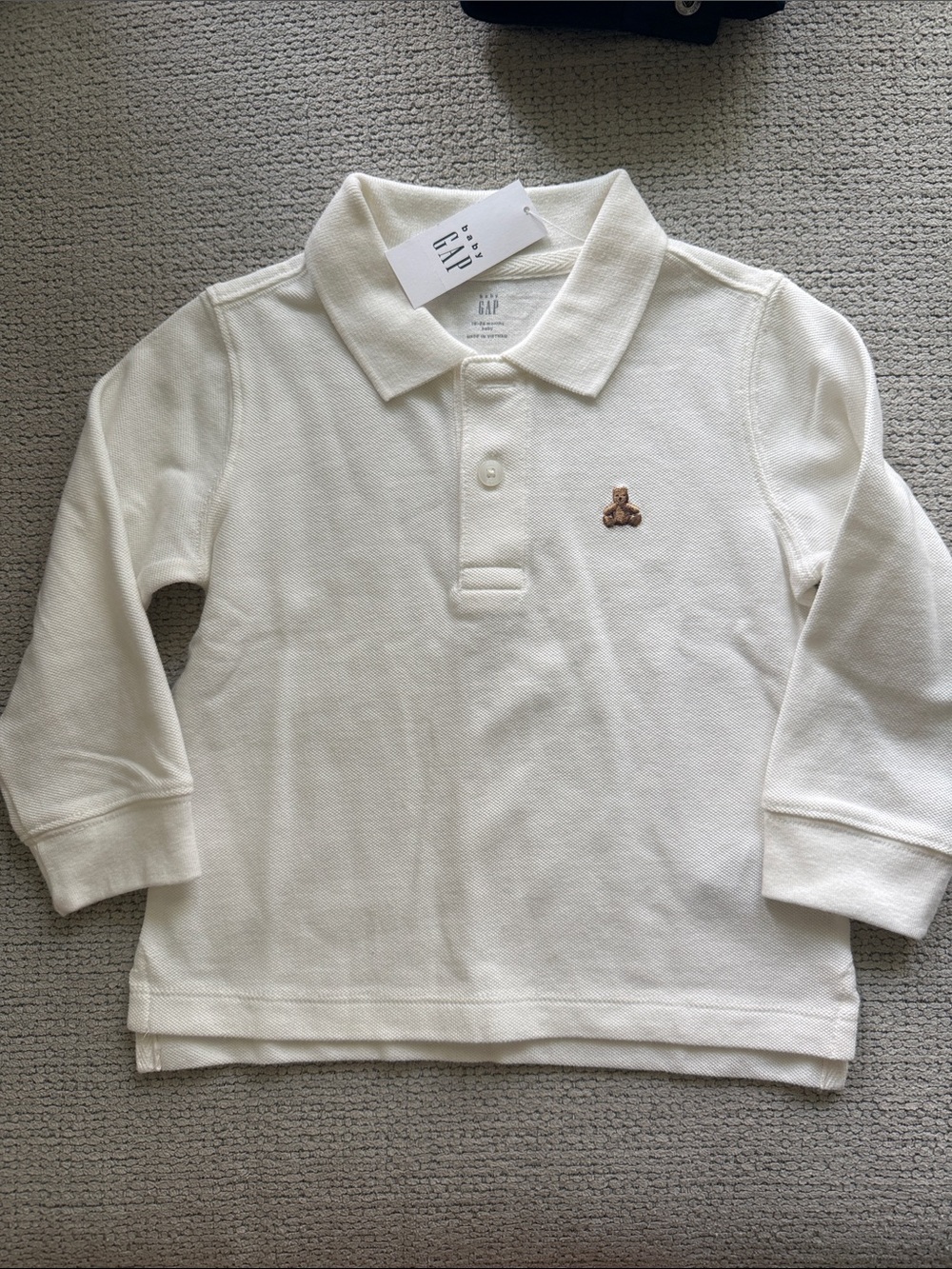 GAP White Long-Sleeve Polo with Teddy Embroidery